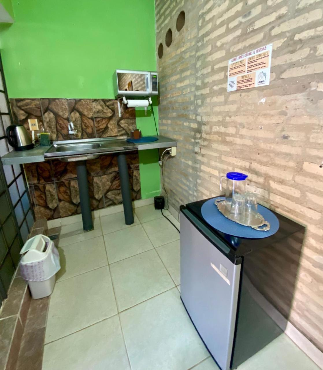 Mangoty Apartamento Luque Exterior photo